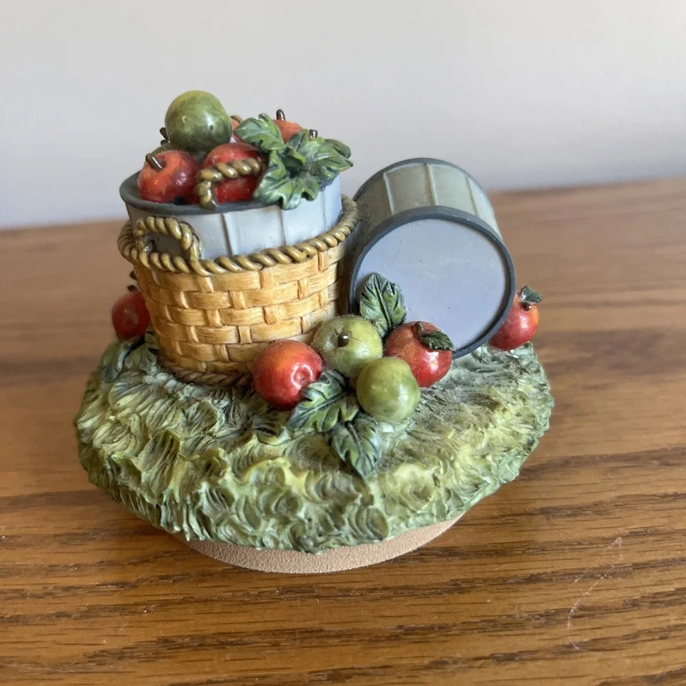Vintage 90s Home Interiors Candle Cork Topper Basket of Apples‎